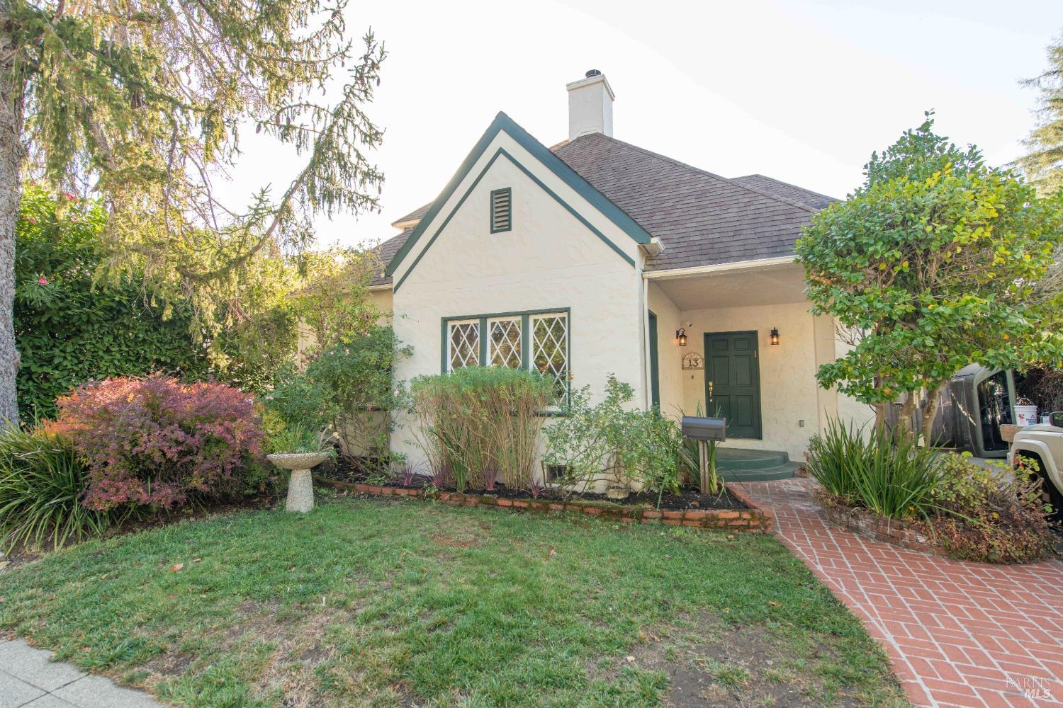 13 Morningside Dr