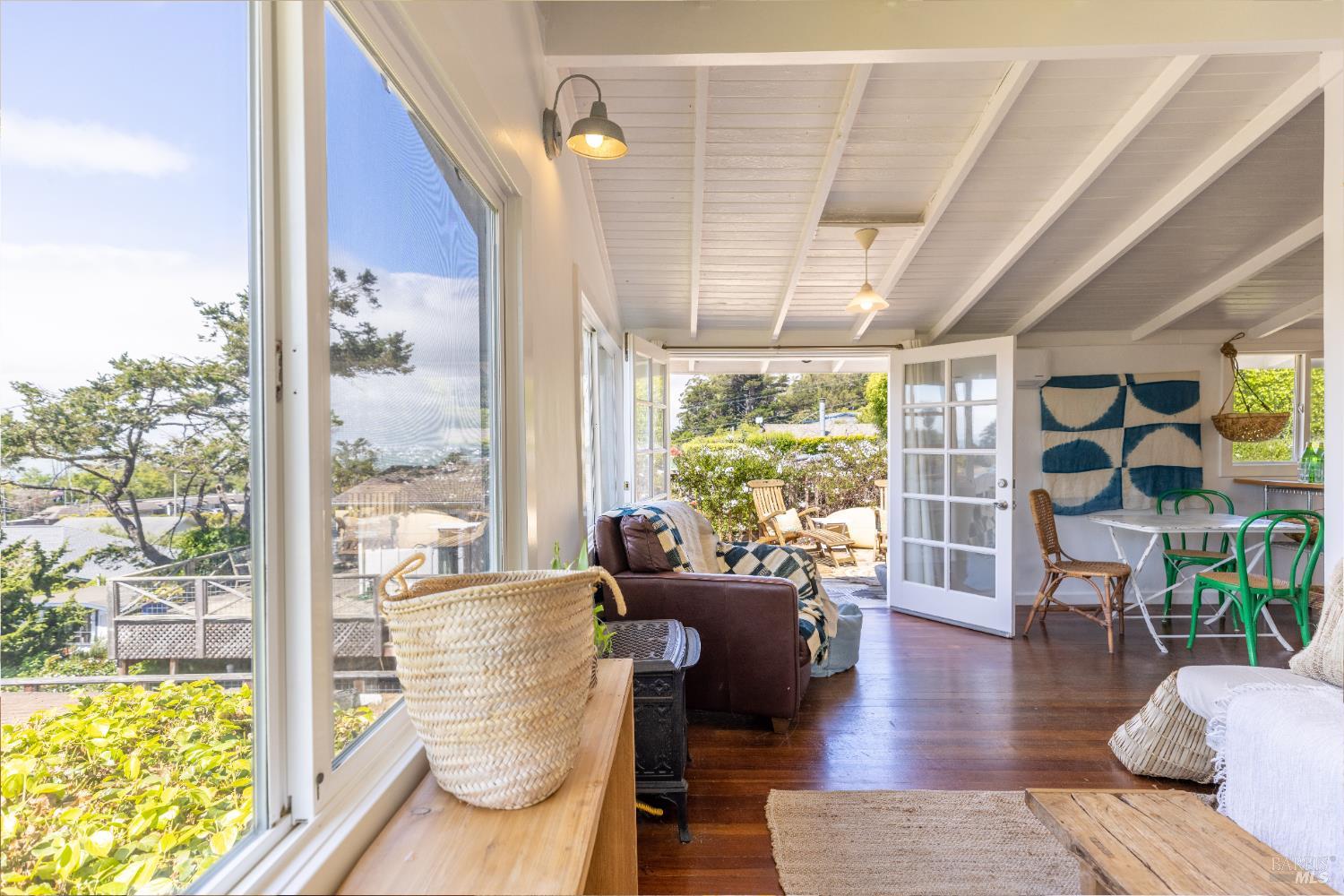 65 Buena Vista Ave