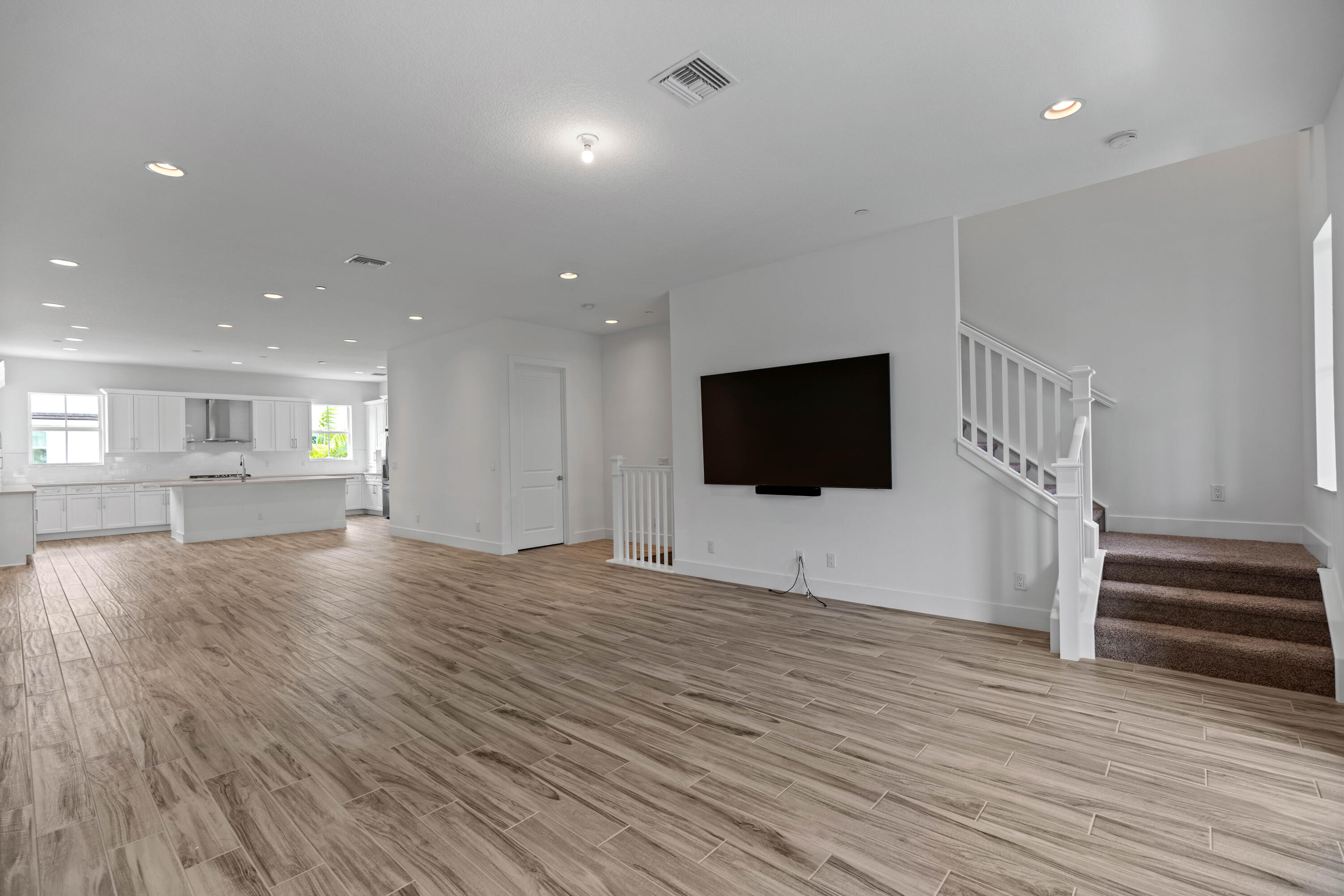 5210 Beckman Ter