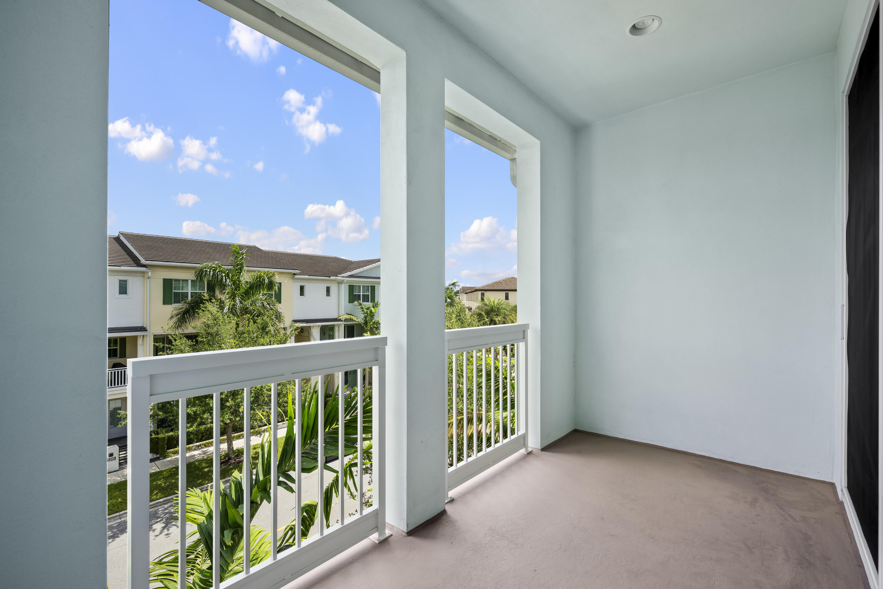 5210 Beckman Ter