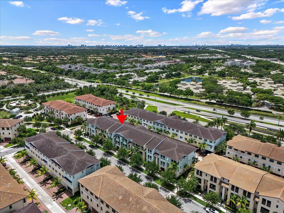 5210 Beckman Ter
