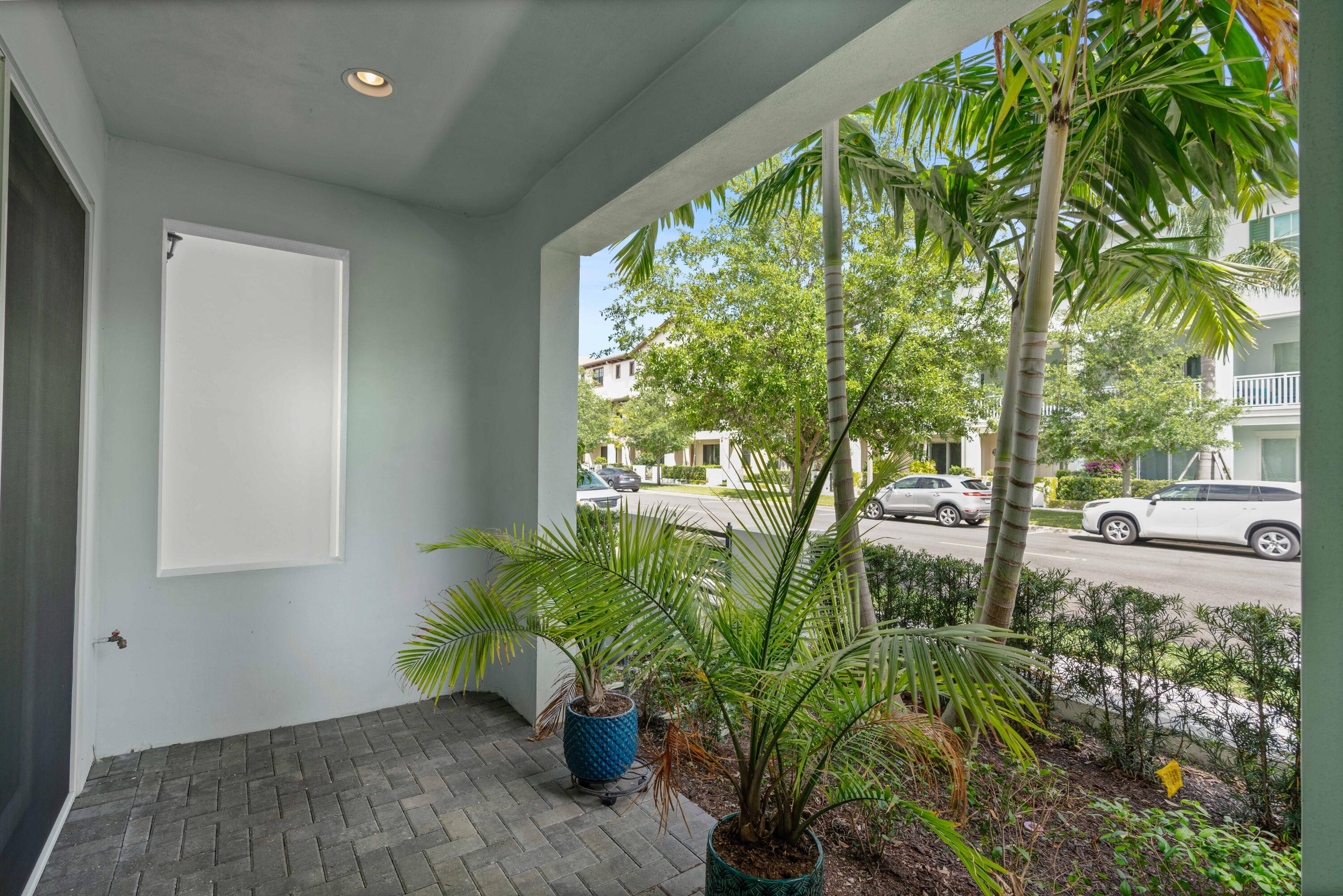 5210 Beckman Ter