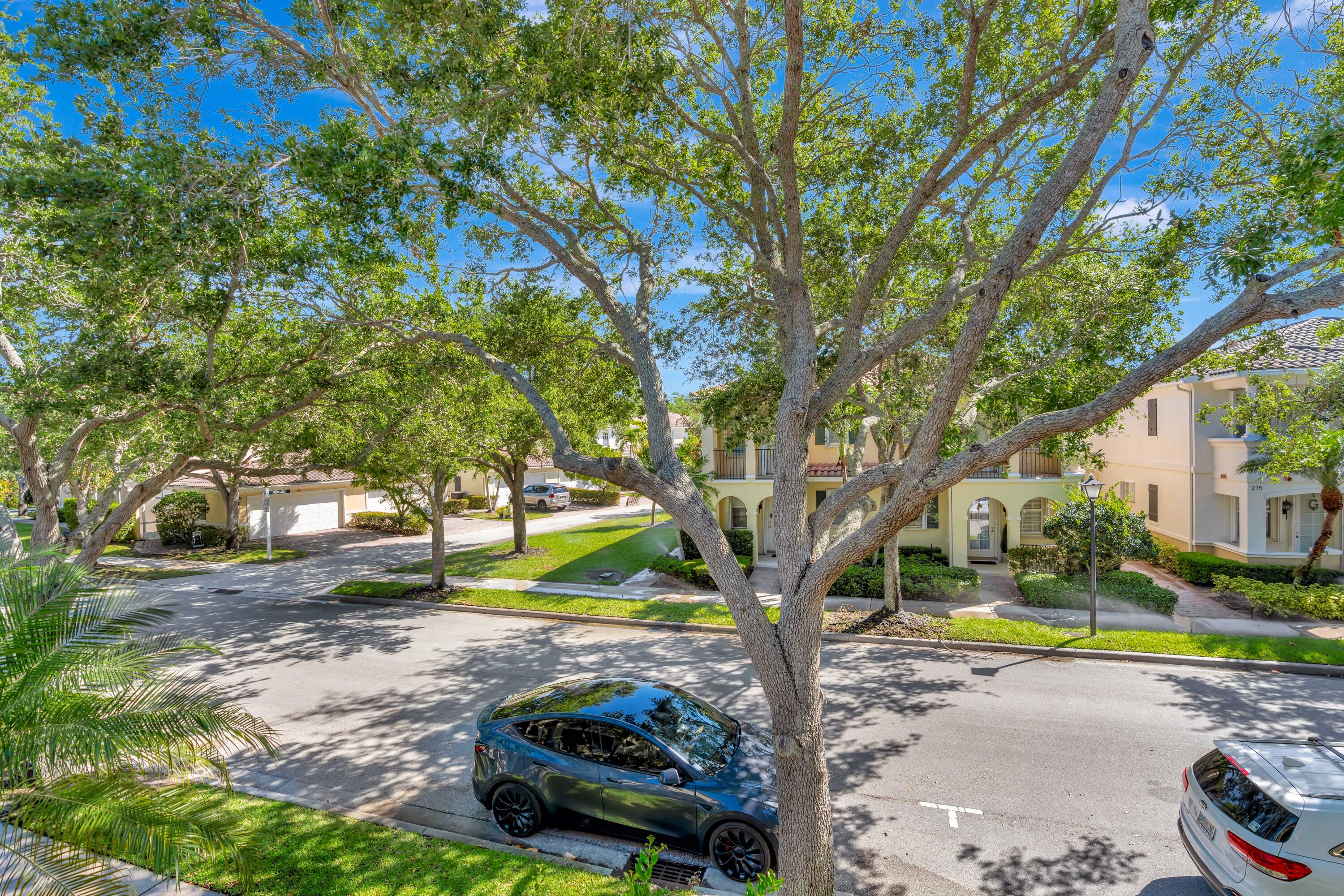 216 Barcelona Drive
