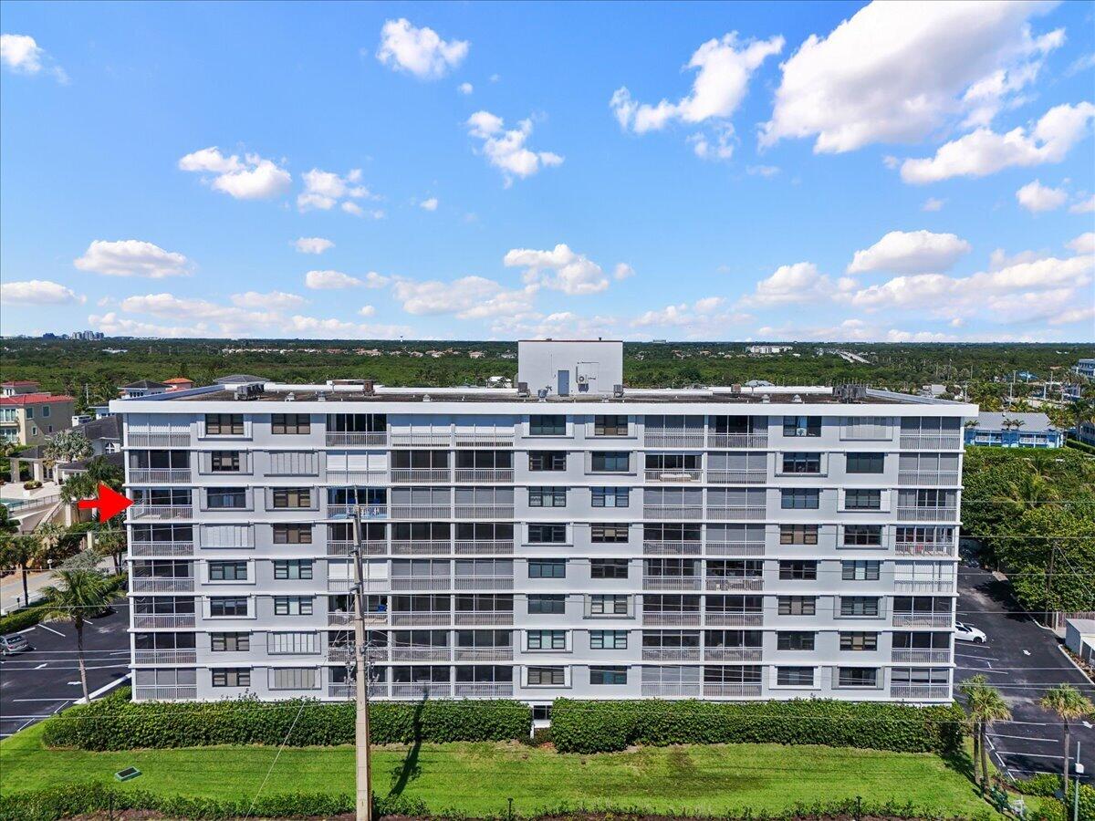911 Ocean Drive 601