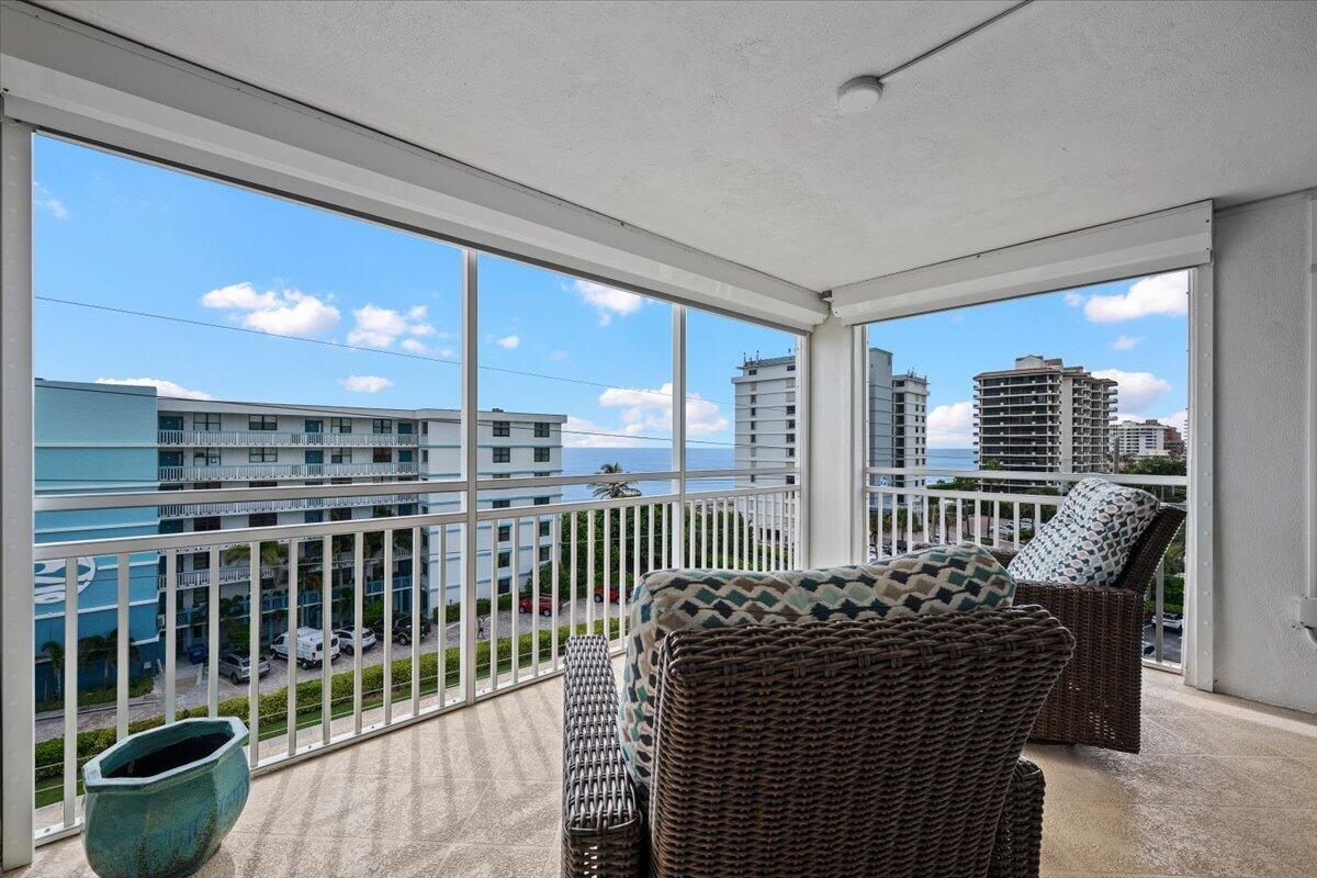 911 Ocean Drive 601