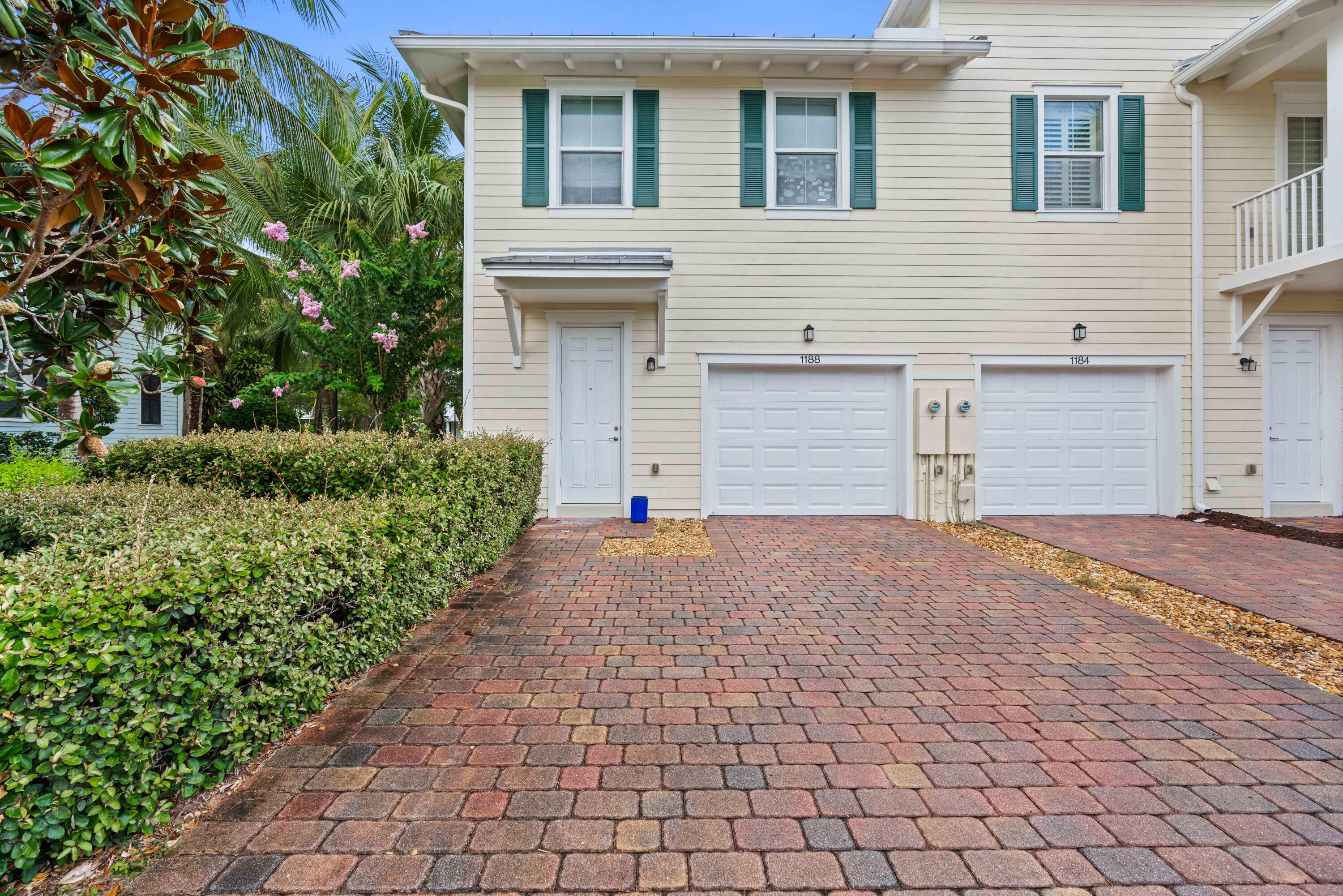 1188 Dakota Drive