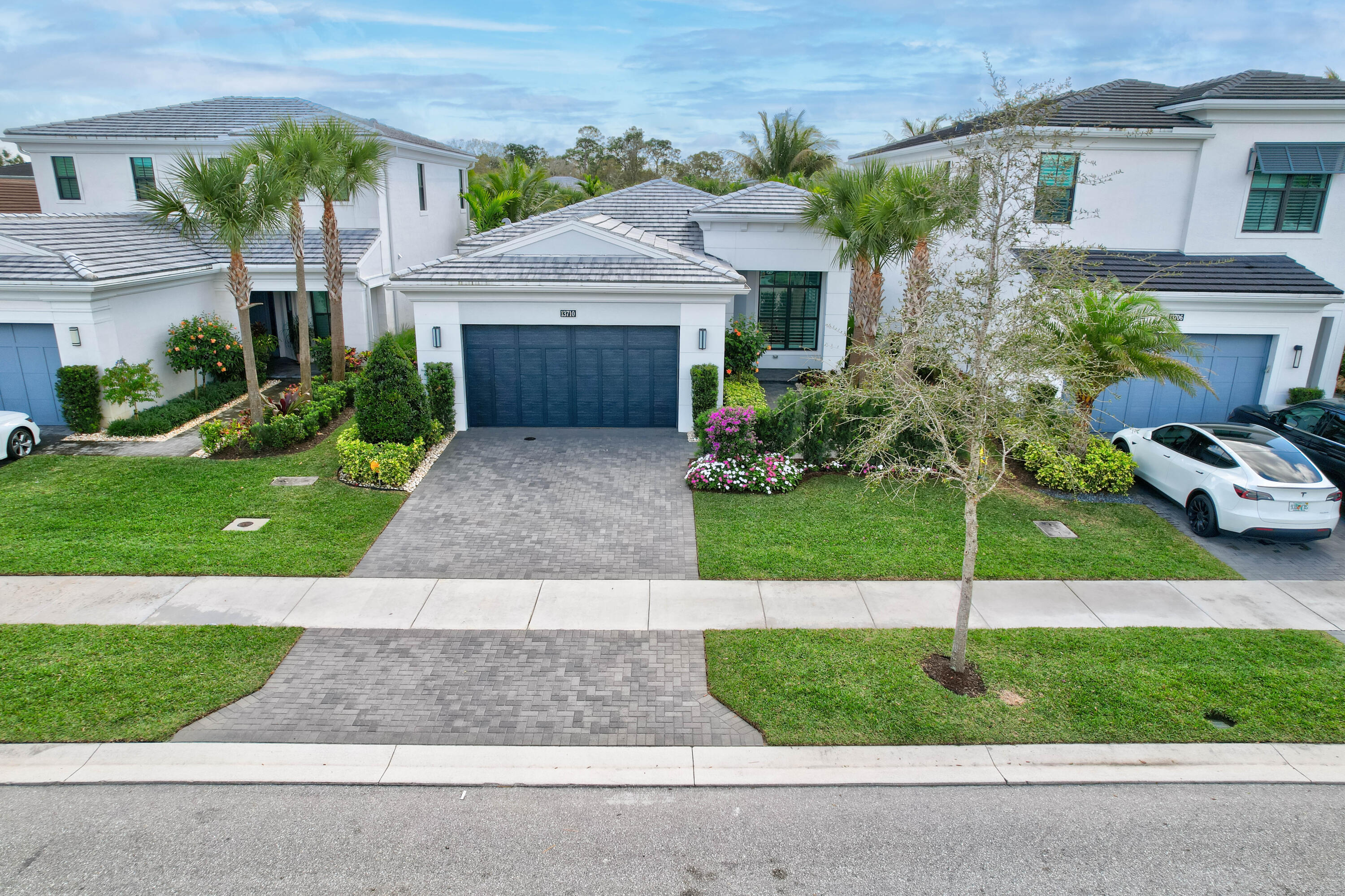 13710 Artisan Circle