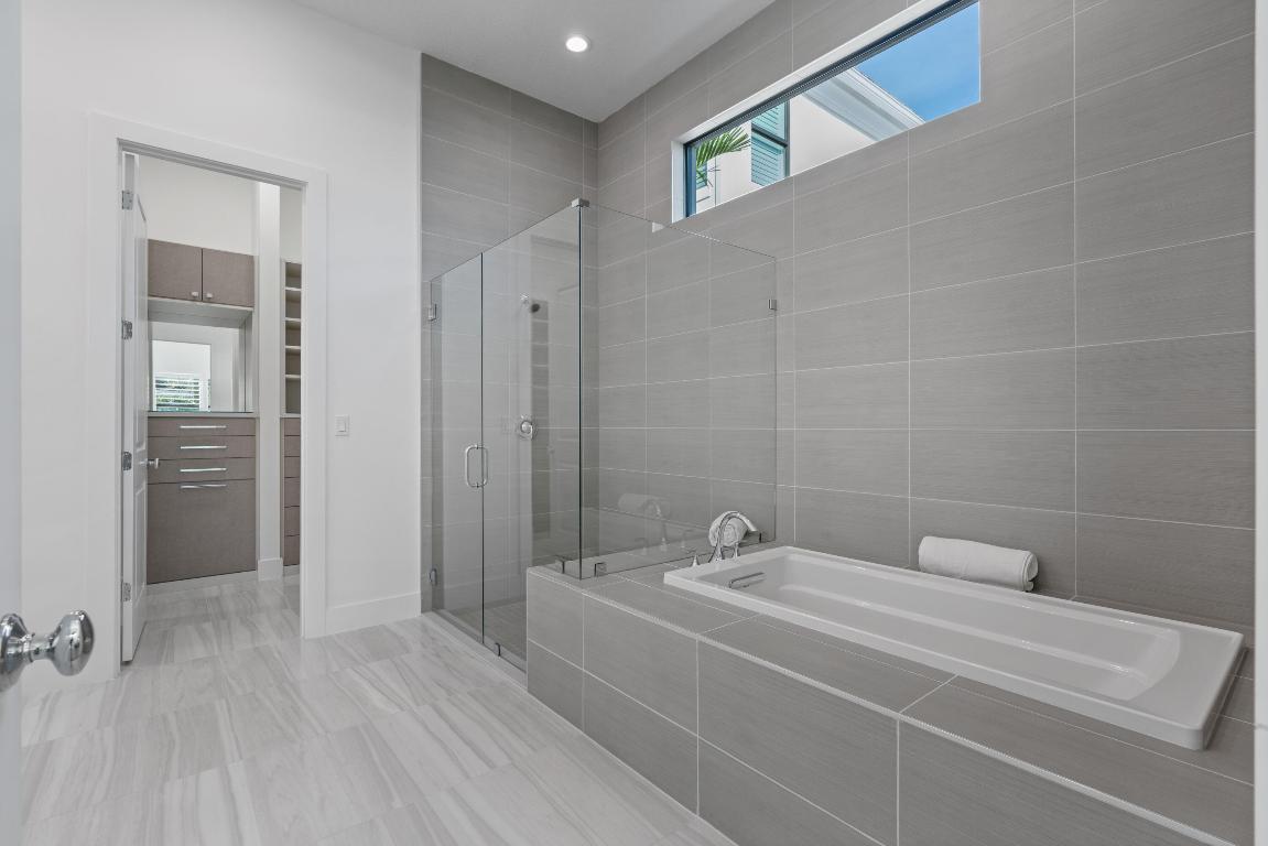 13710 Artisan Circle