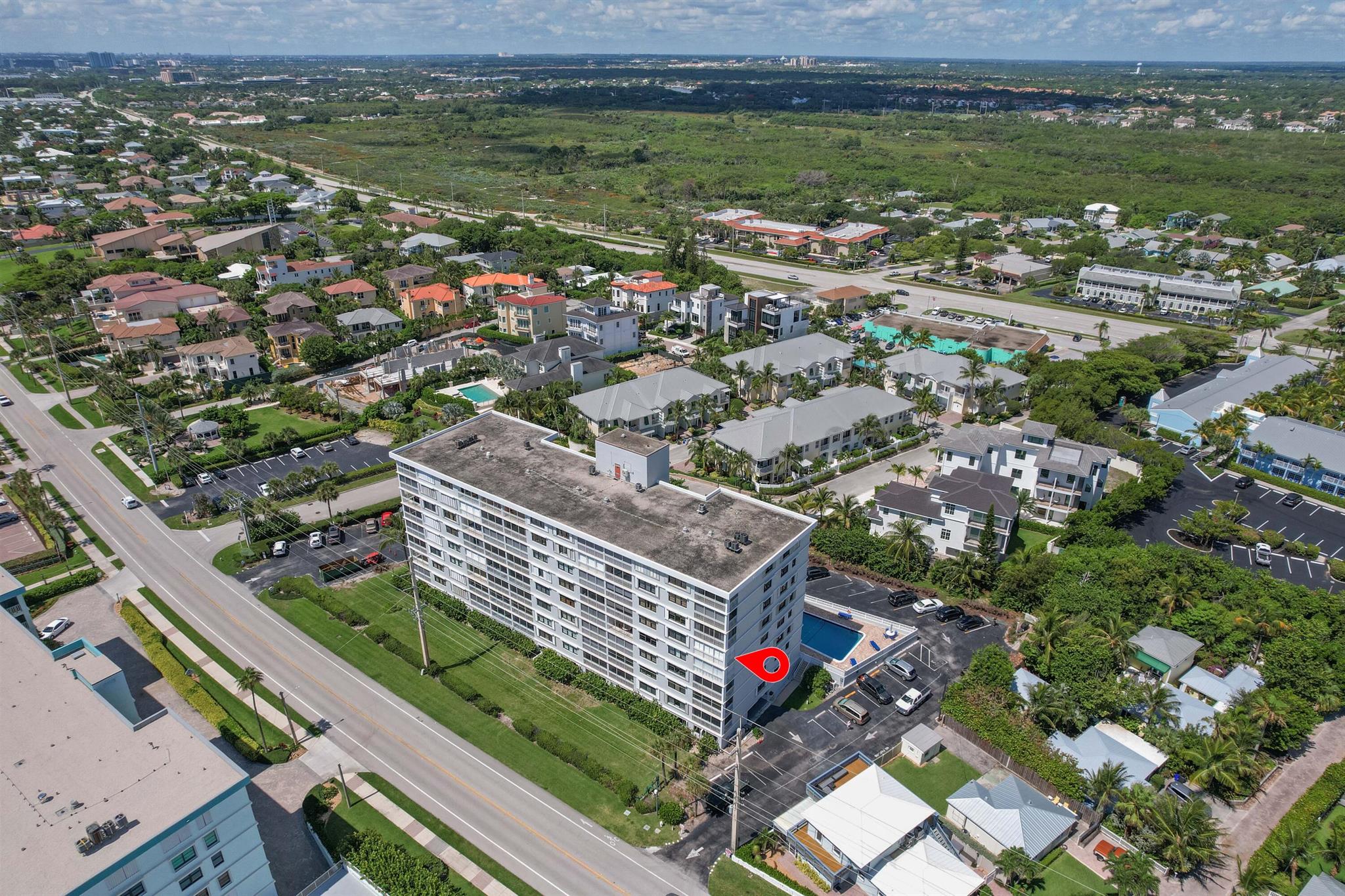 911 Ocean Drive #506