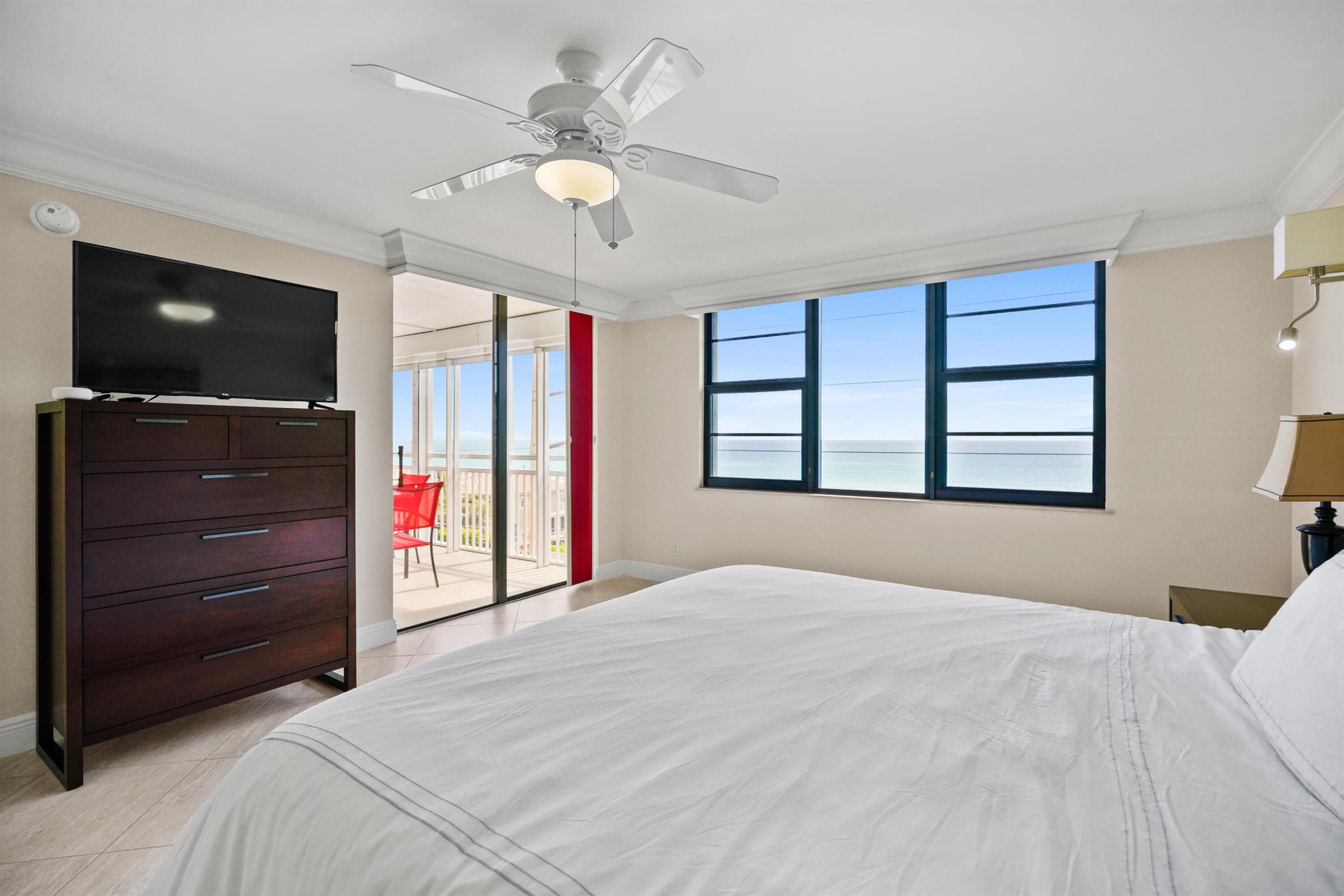 911 Ocean 506 Drive 506