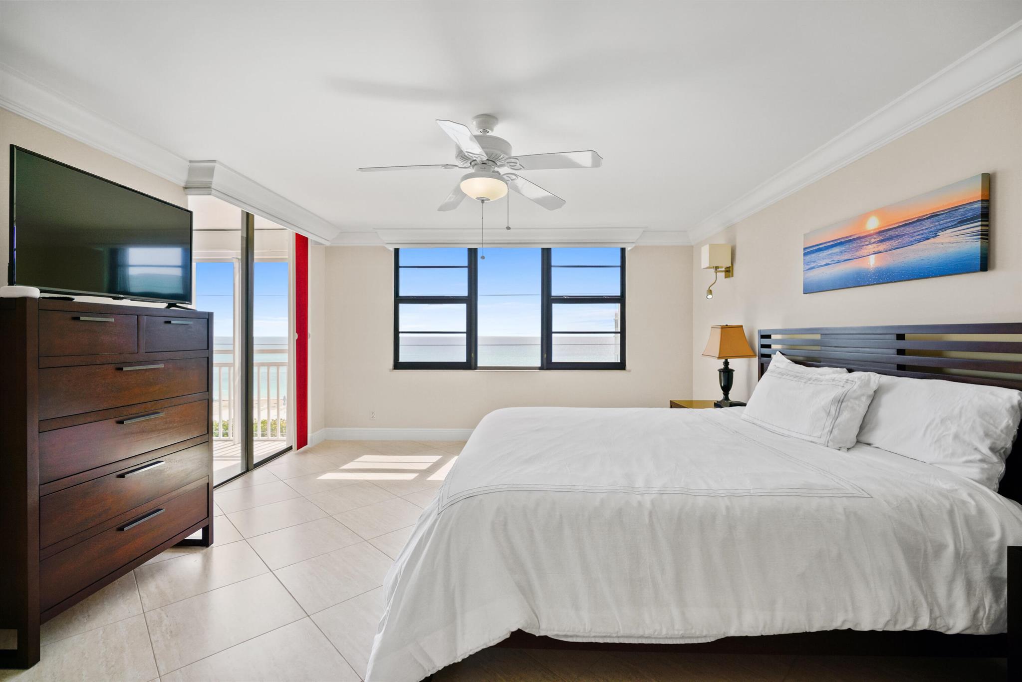 911 Ocean Drive #506