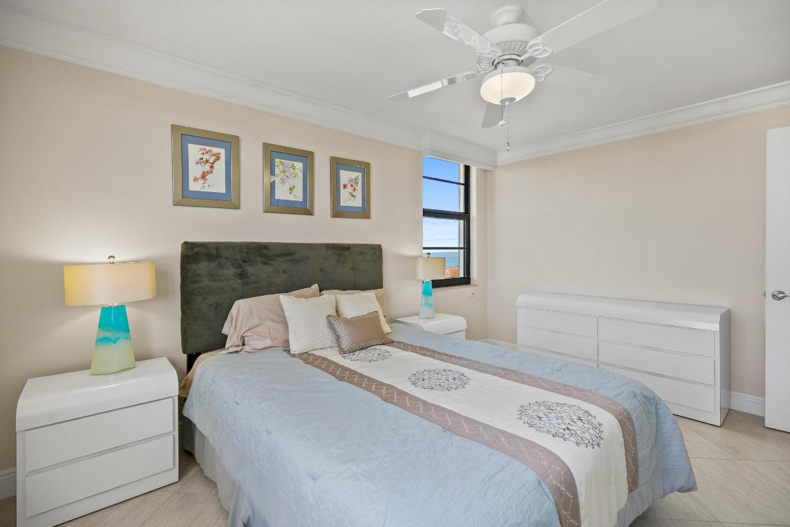 911 Ocean Drive #506