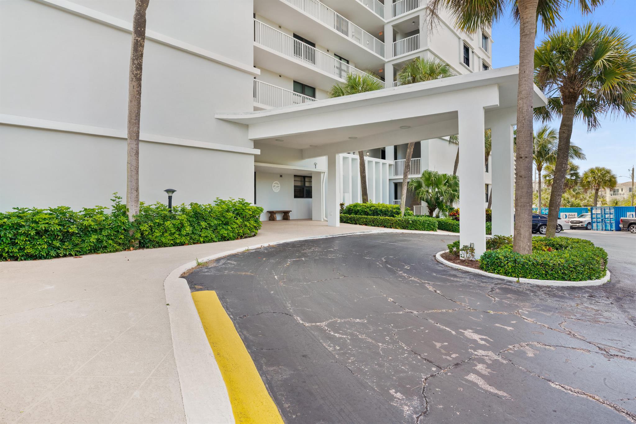 911 Ocean 506 Drive 506