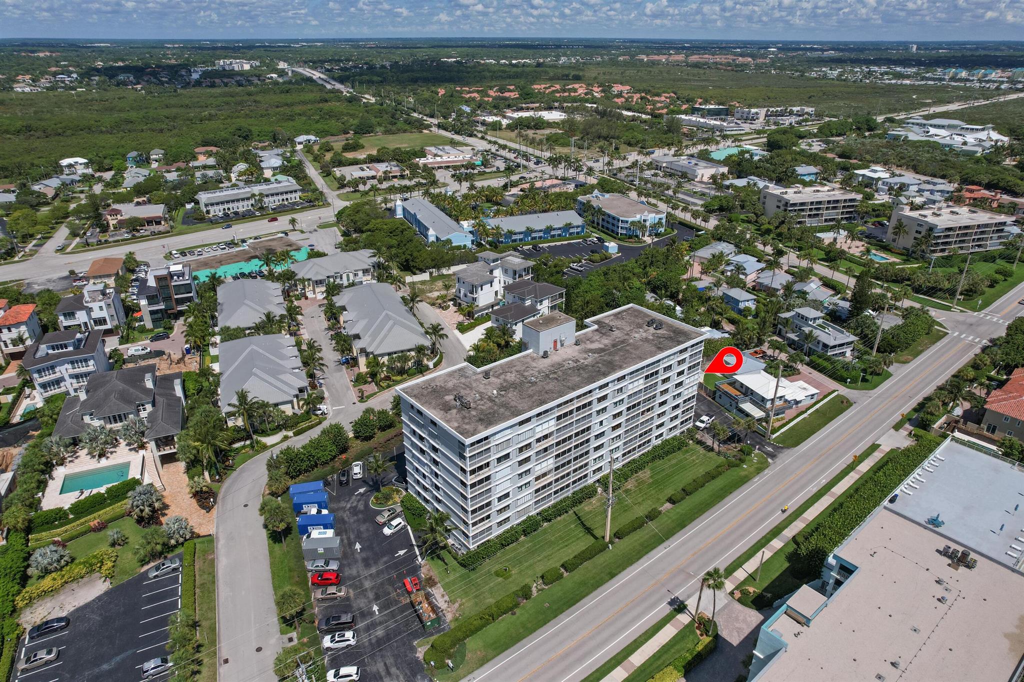 911 Ocean Drive #506