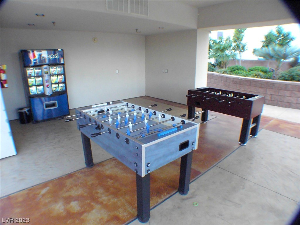200 West Sahara Avenue 2812