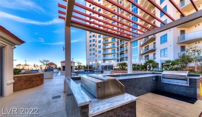 200 West Sahara Avenue 2812