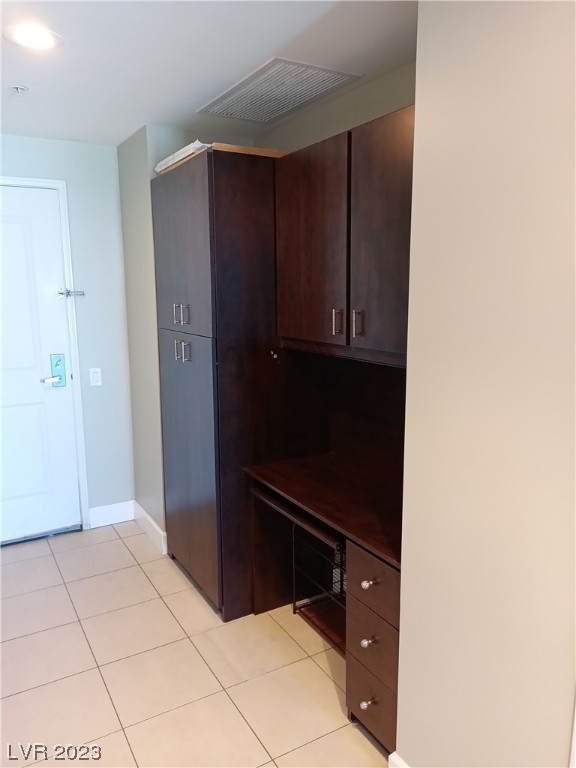 200 West Sahara Avenue 2812