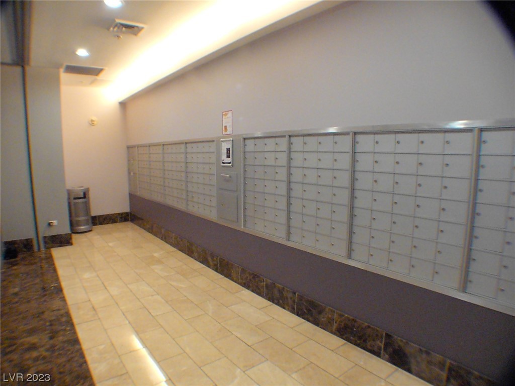 200 West Sahara Avenue 2812