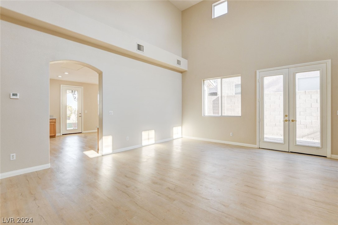 3232 Bishop Pine Street