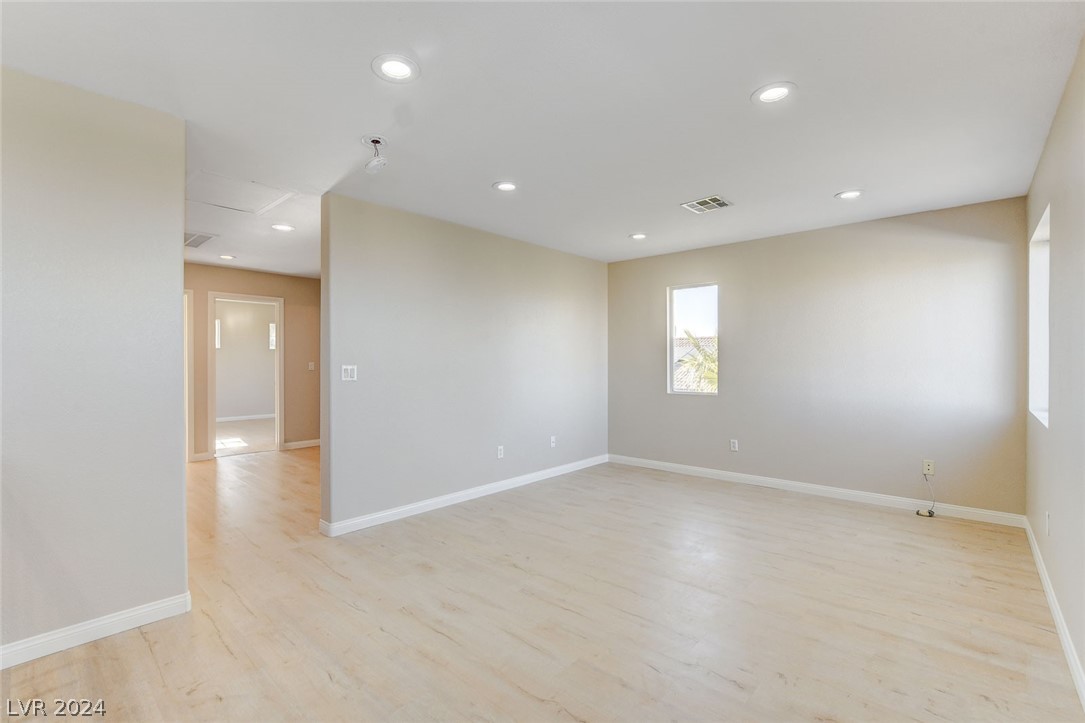 3232 Bishop Pine Street