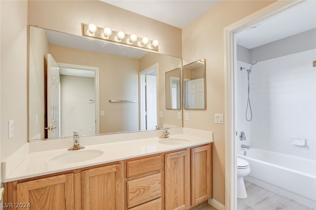 3232 Bishop Pine Street