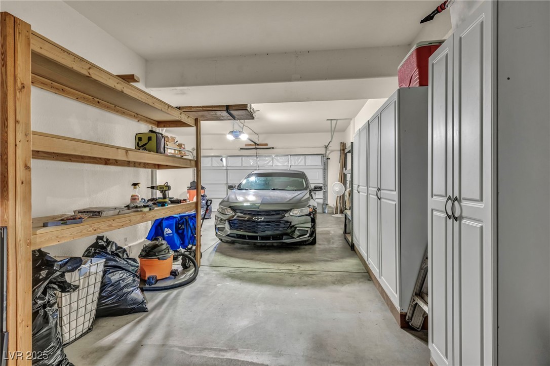 3909 Kettle Falls Avenue