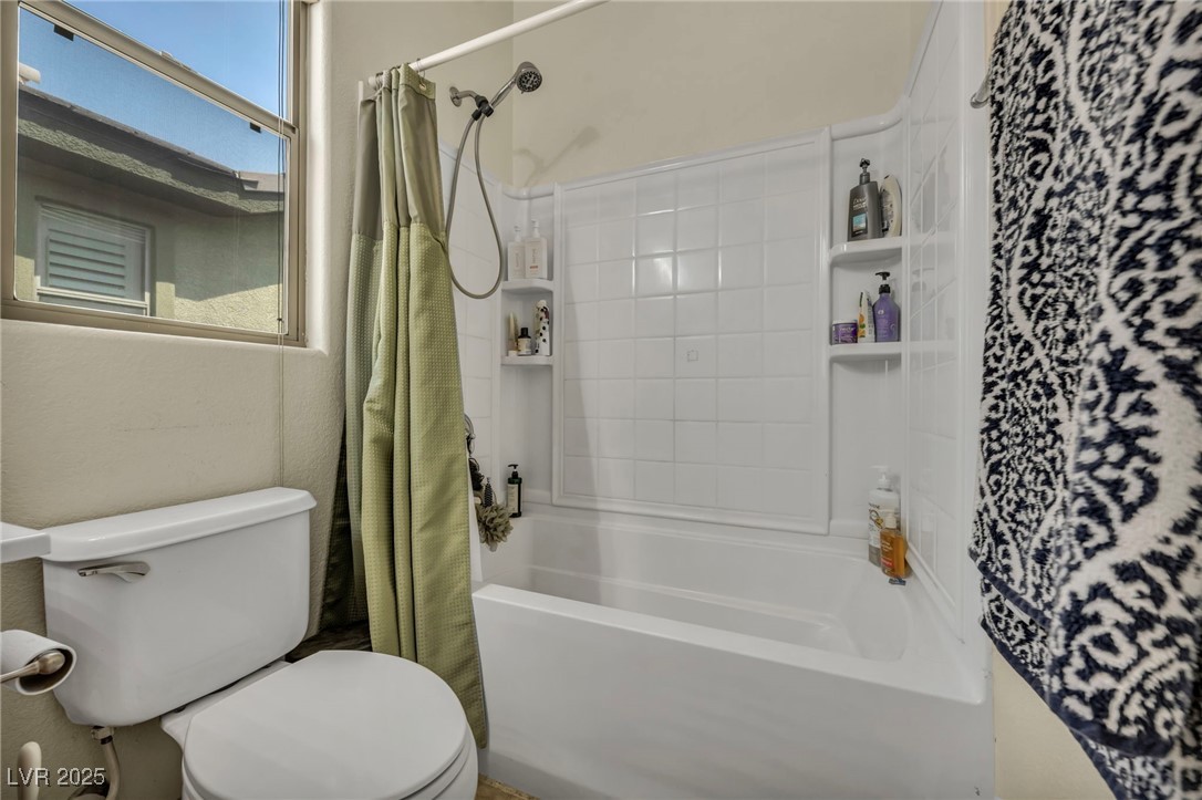 3909 Kettle Falls Avenue