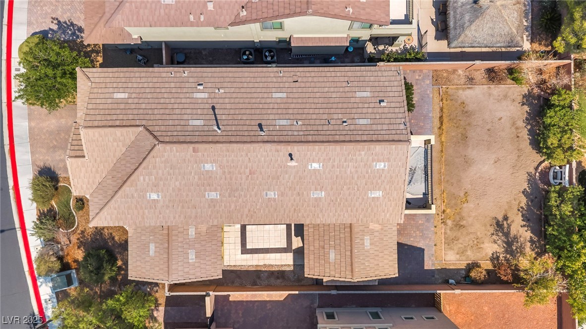 3909 Kettle Falls Avenue