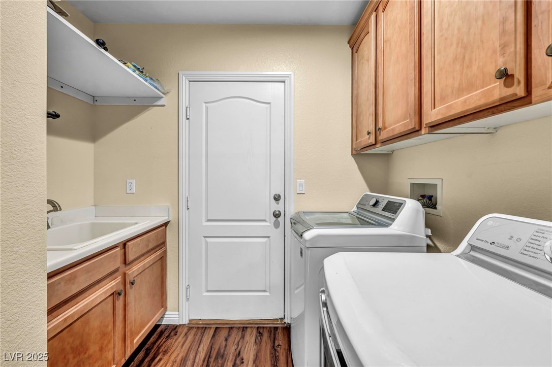 3909 Kettle Falls Avenue