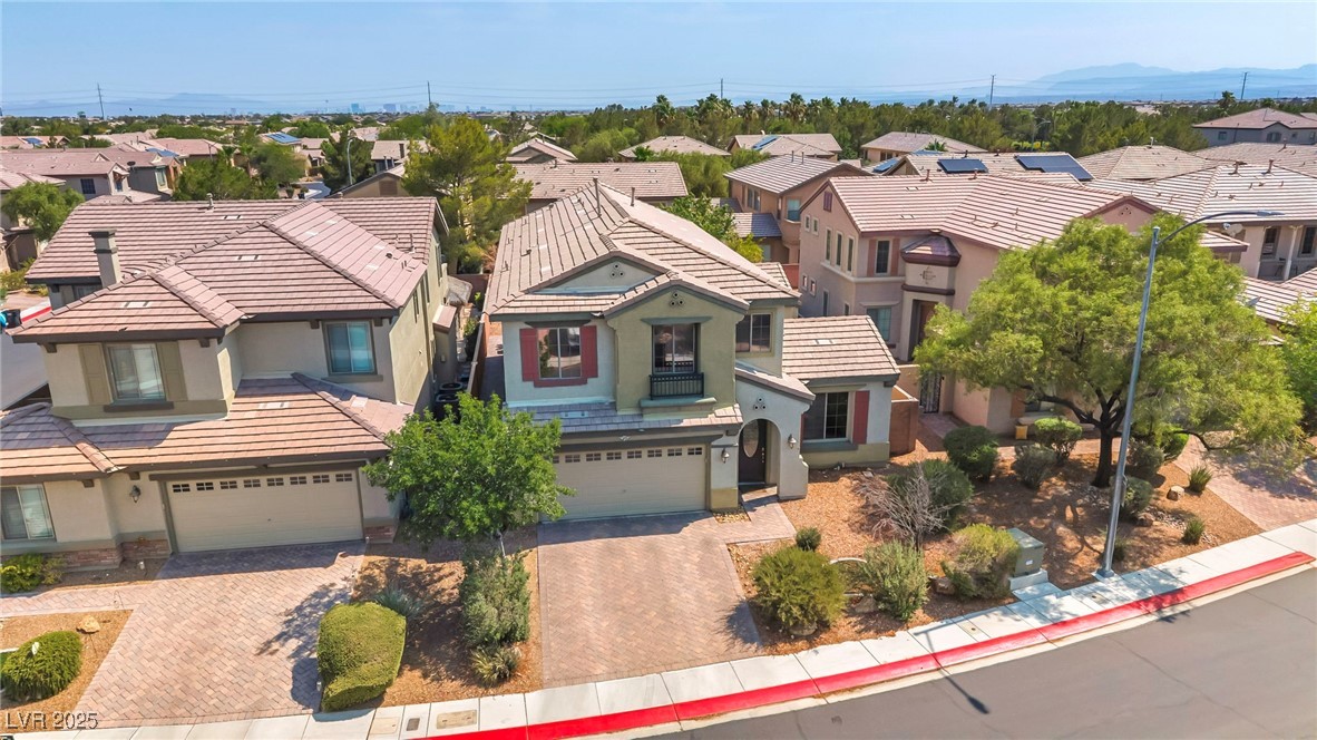 3909 Kettle Falls Avenue