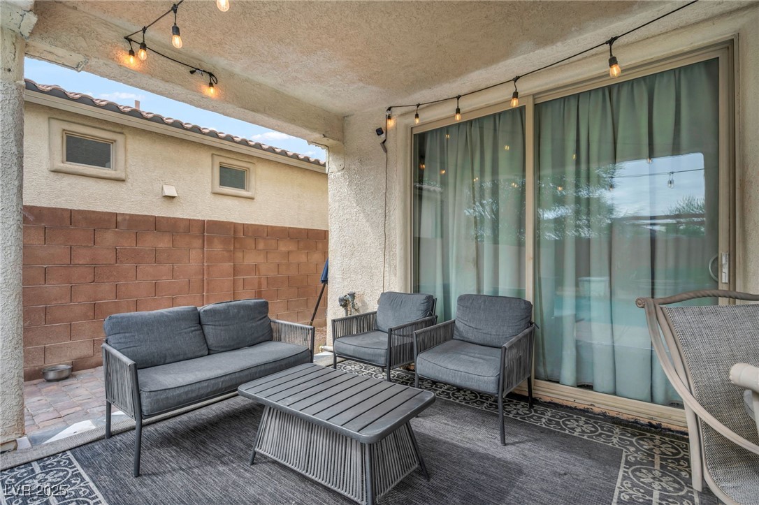 6908 Forest Gate Street