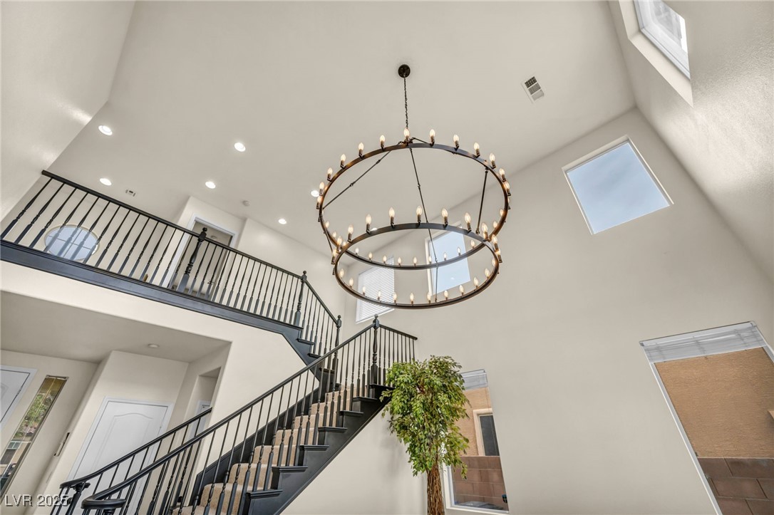 6908 Forest Gate Street