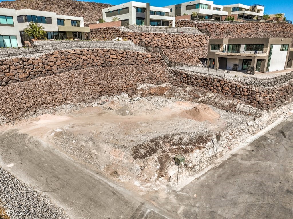 619 Dragon Mountain Court