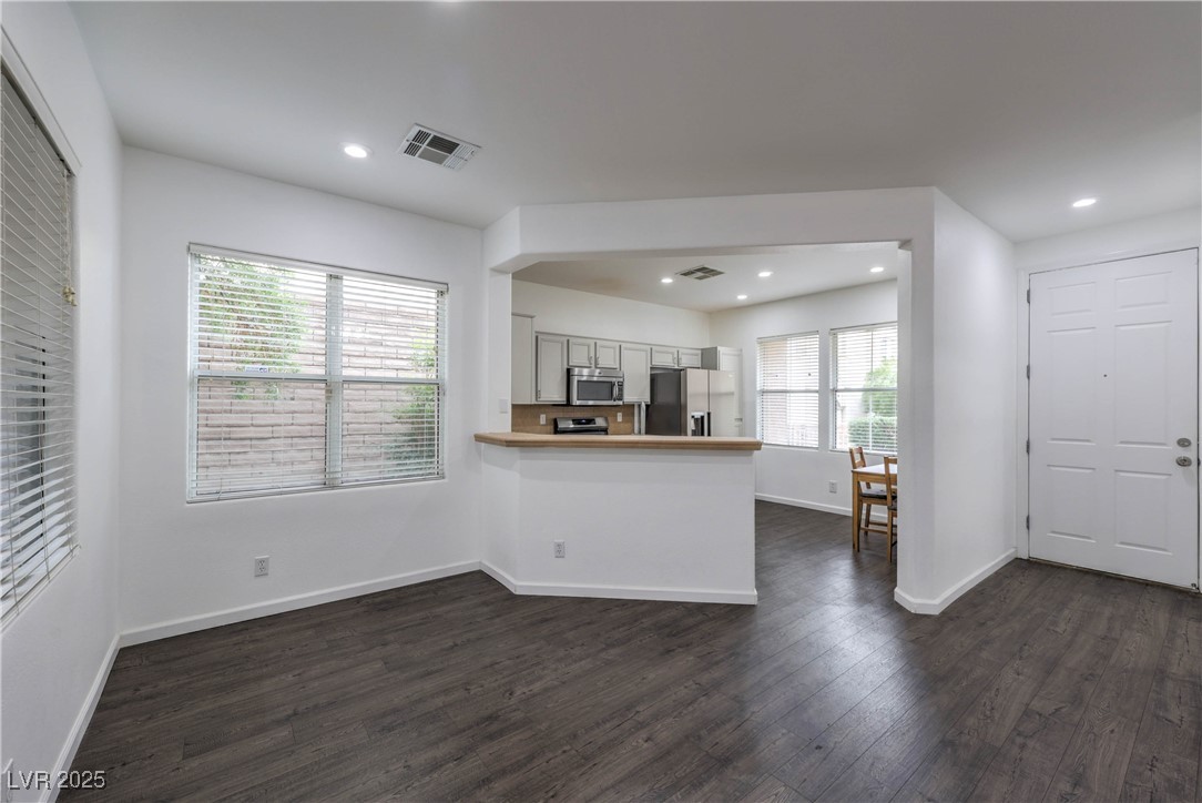 1044 Creeping Zinnia Court