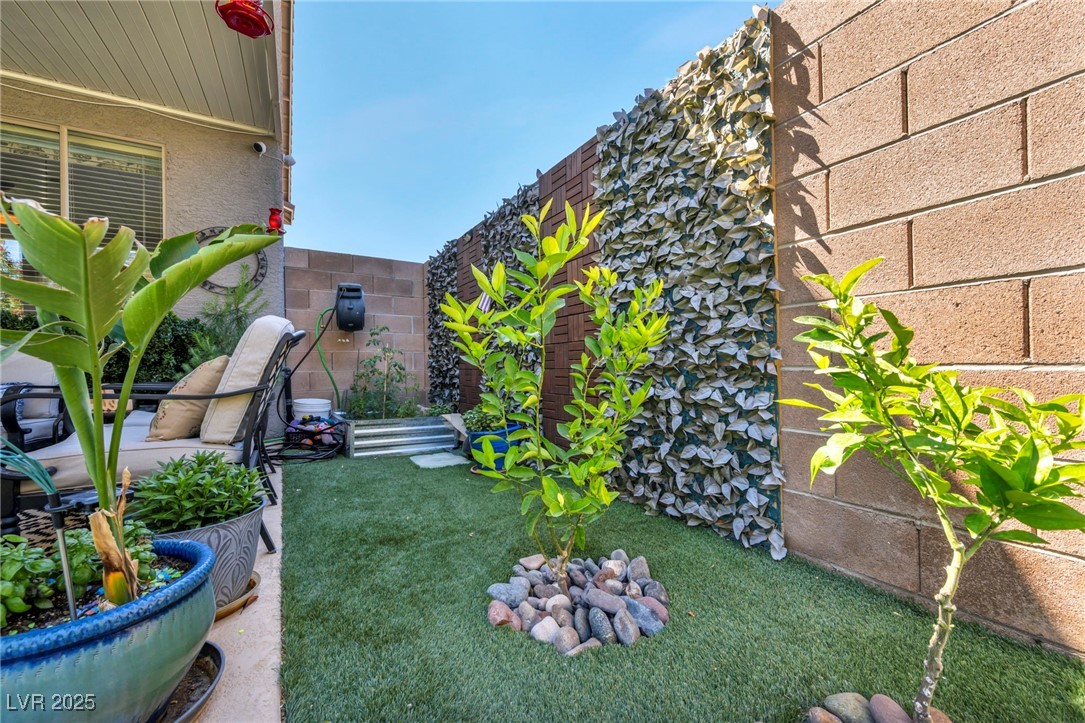 10662 Bonchester Hill Street