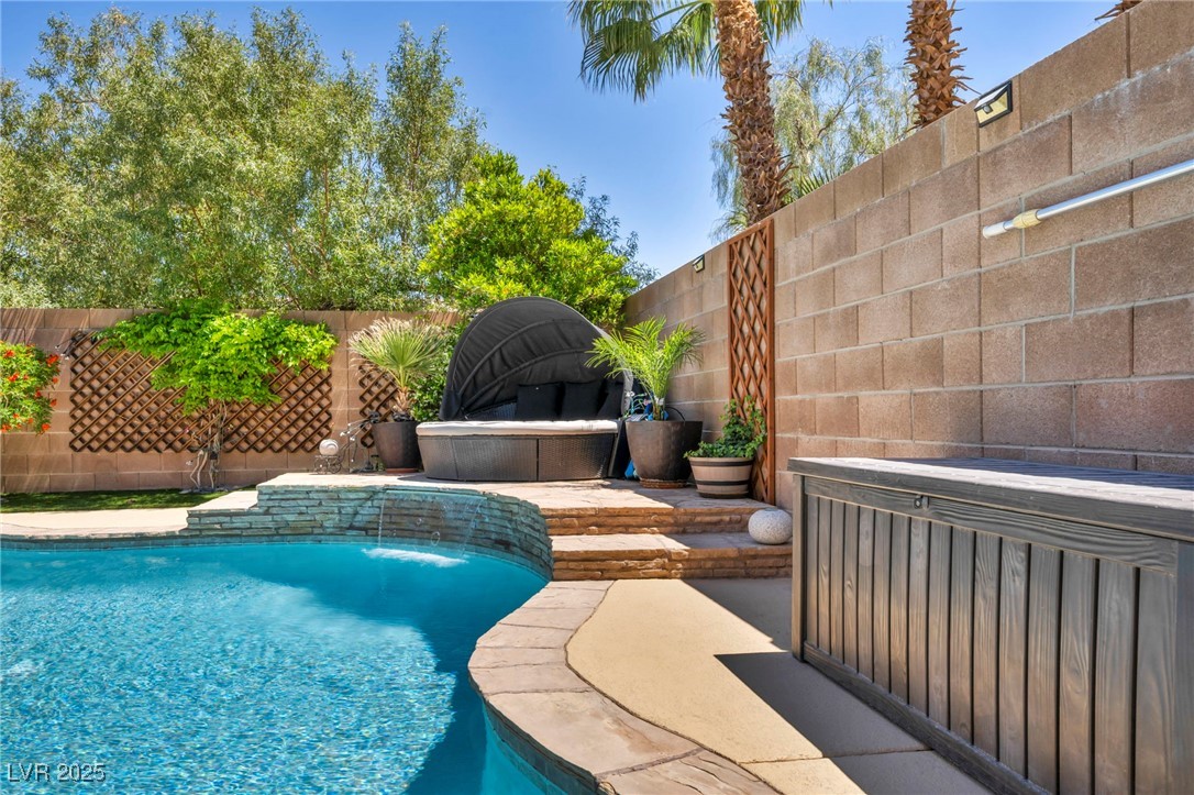 10662 Bonchester Hill Street