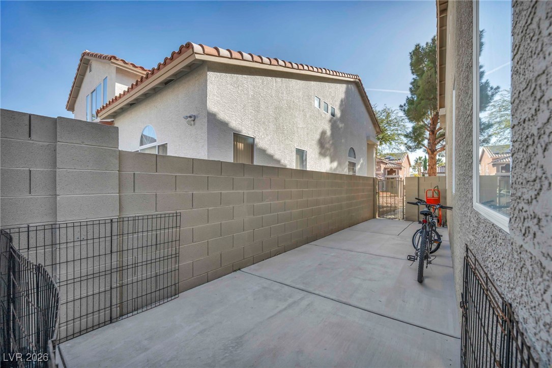 9592 Gainey Ranch Avenue