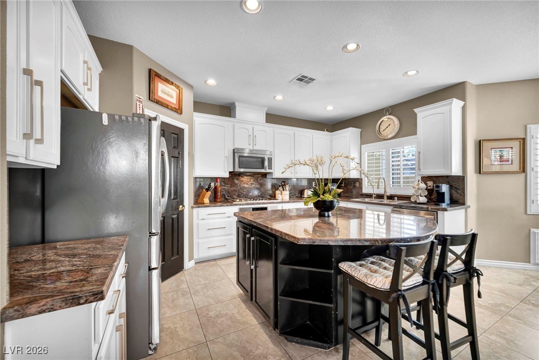 9592 Gainey Ranch Avenue