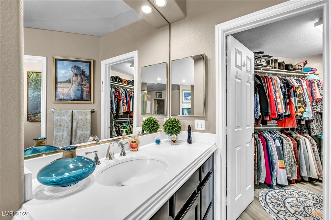 9592 Gainey Ranch Avenue