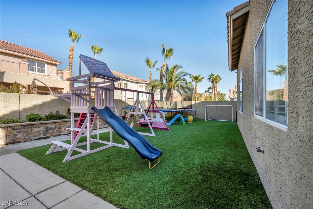 9592 Gainey Ranch Avenue