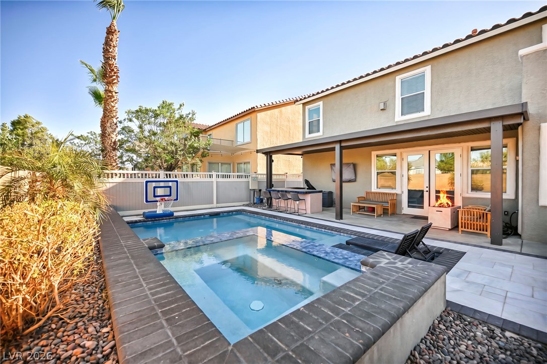 1164 Evergreen Cove Street