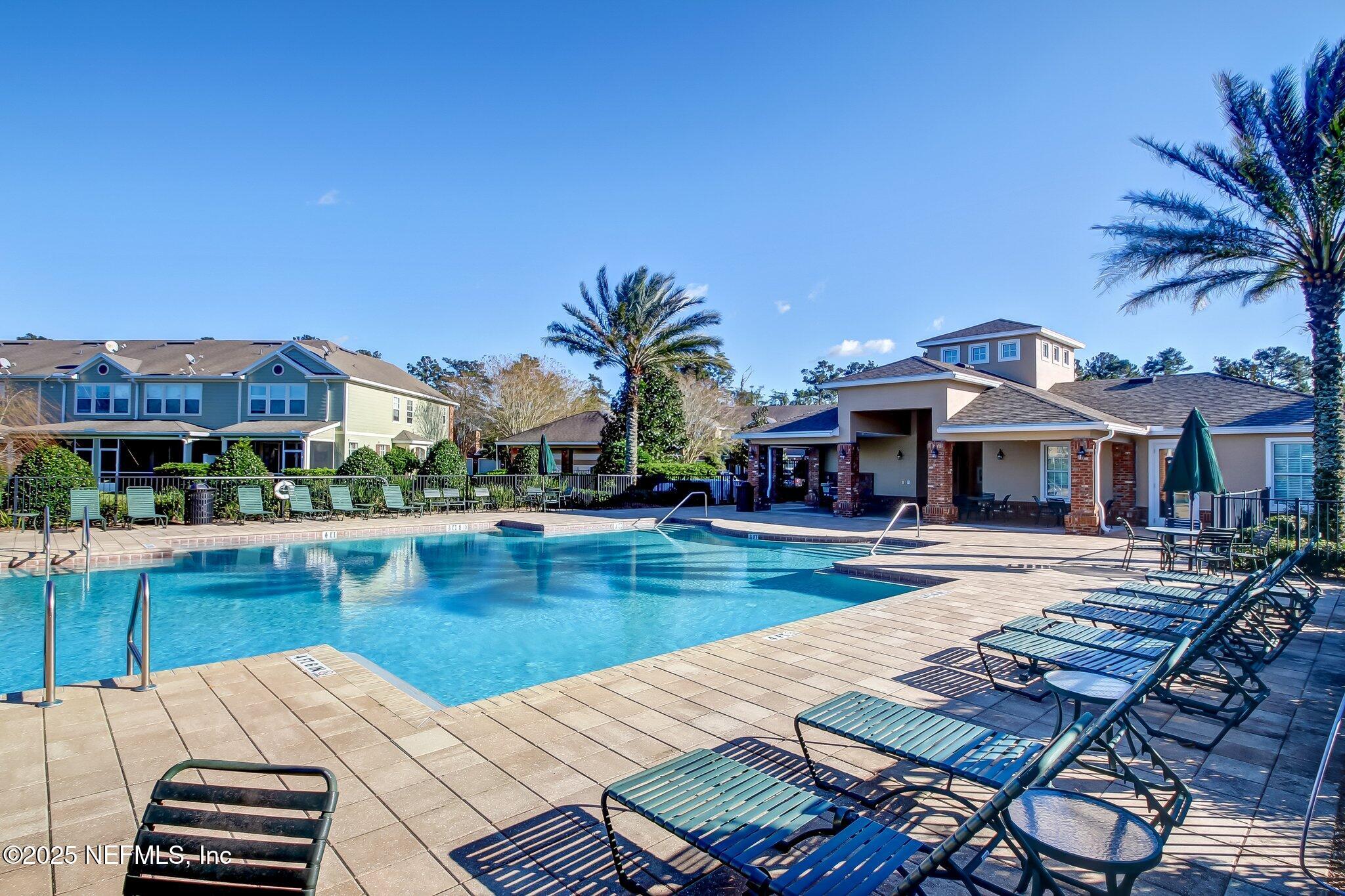 7023 ROUNDLEAF Drive