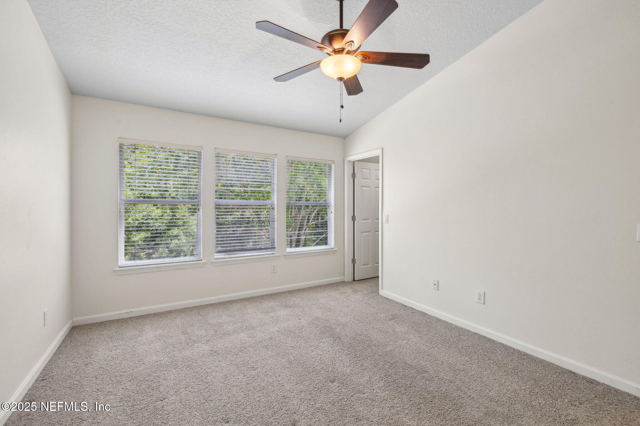 7023 ROUNDLEAF Drive