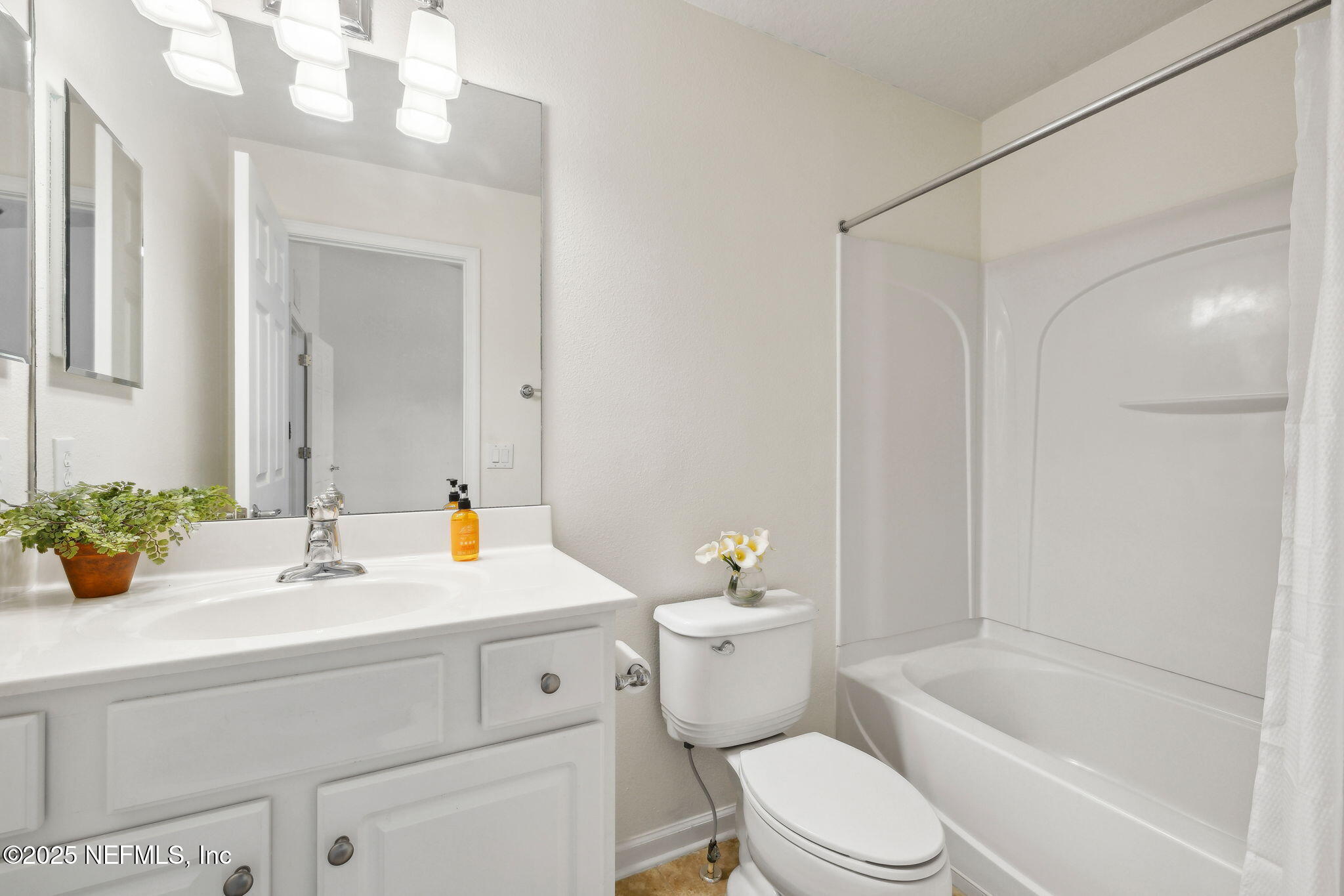 7023 ROUNDLEAF Drive