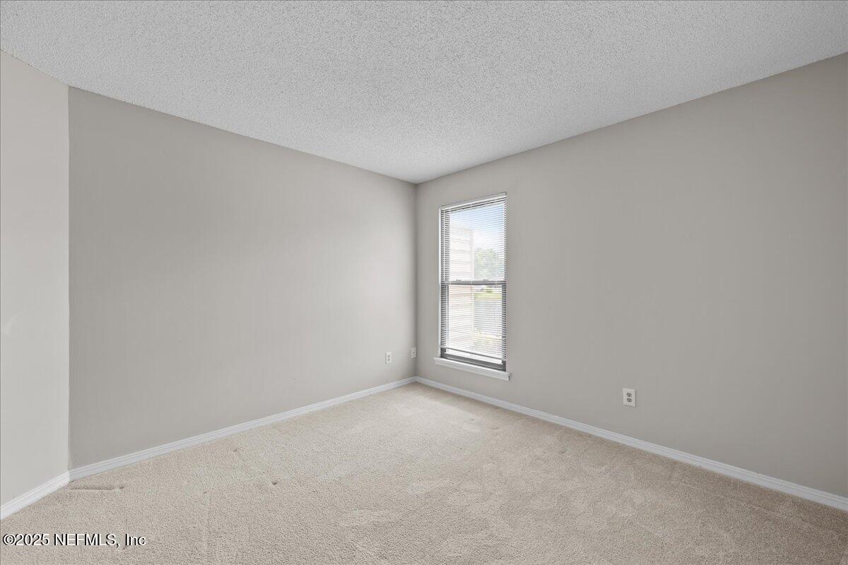 10200 BELLE RIVE Boulevard 79