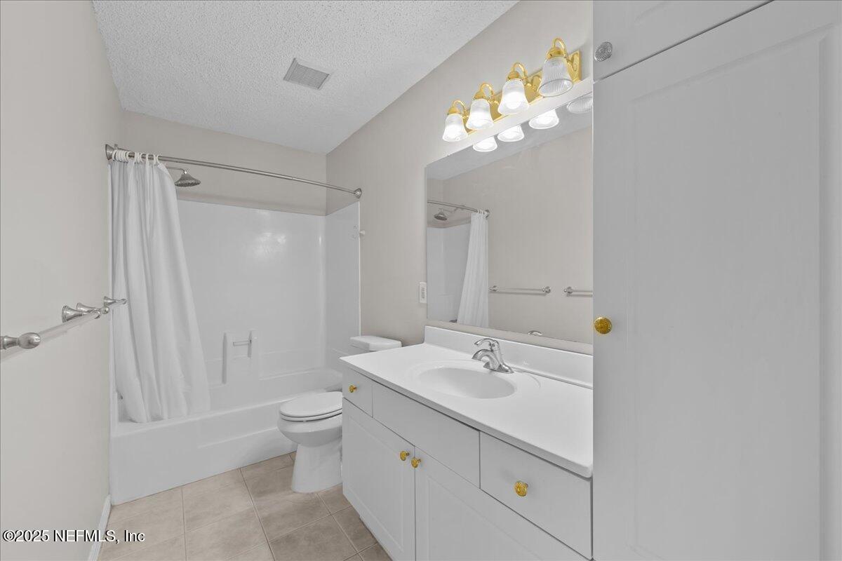 10200 BELLE RIVE Boulevard 79