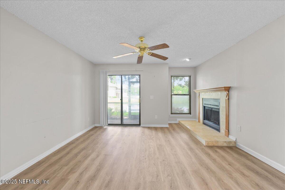 10200 BELLE RIVE Boulevard 79