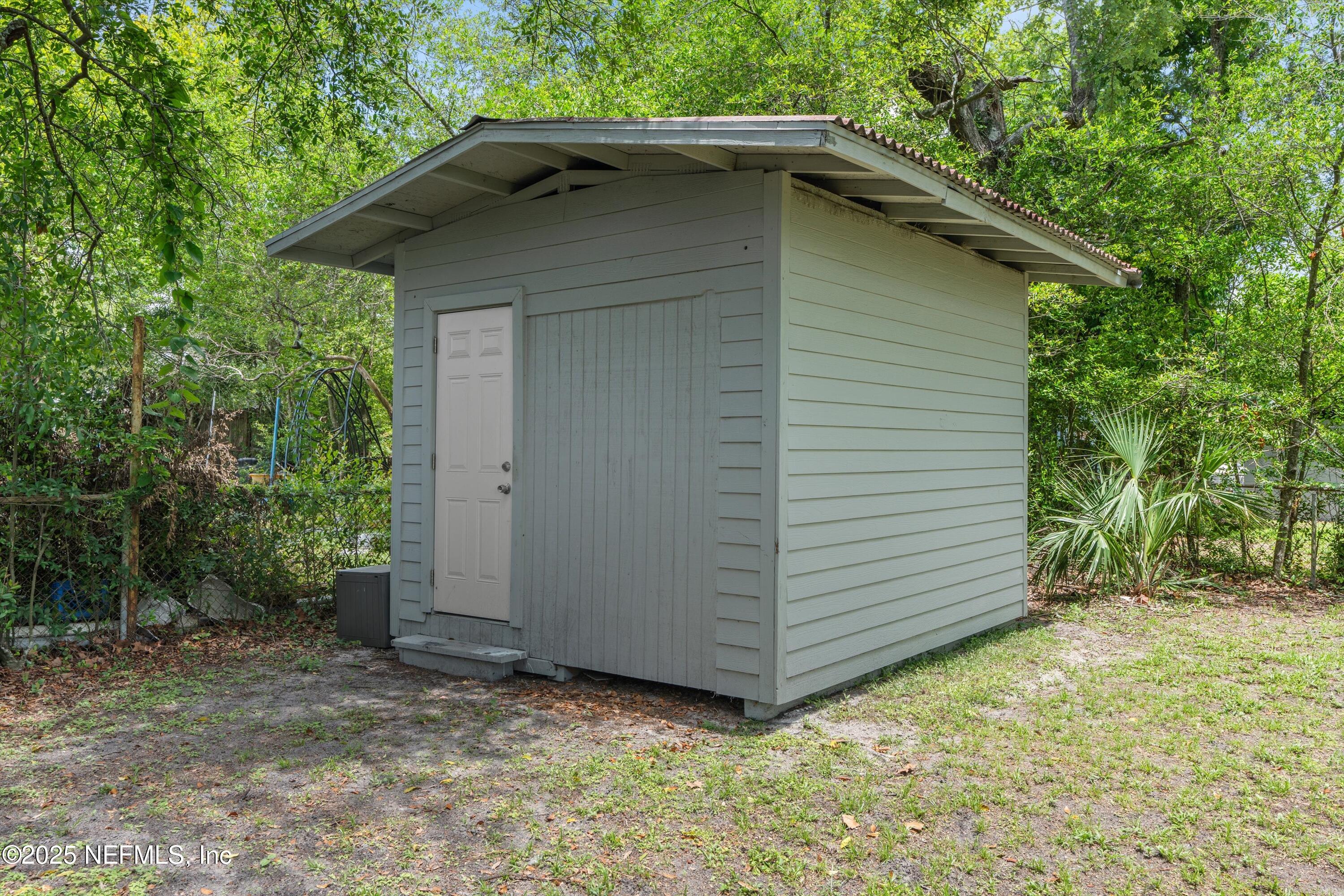 6837 TOM THUMB Drive, Jacksonville