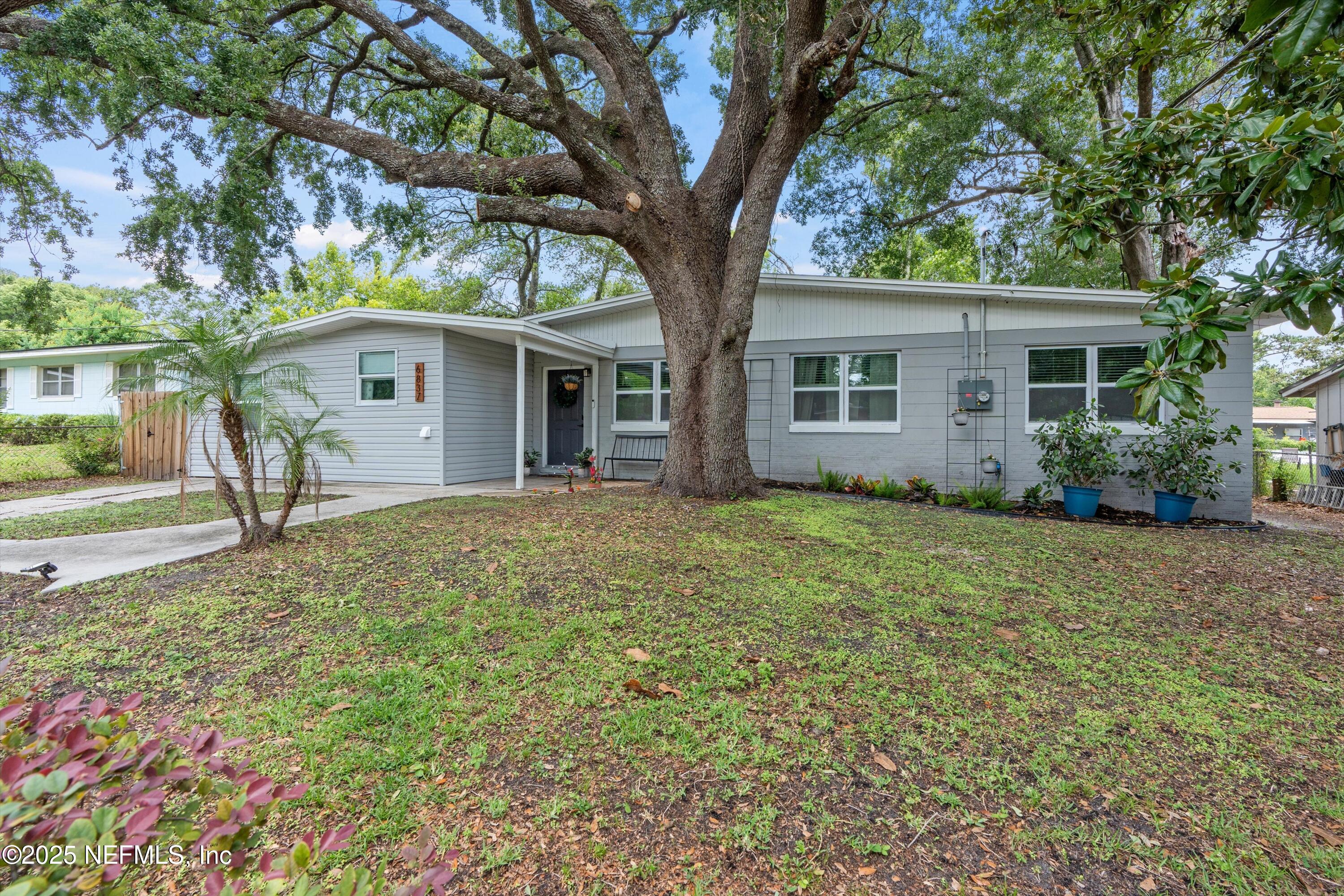 6837 TOM THUMB Drive, Jacksonville