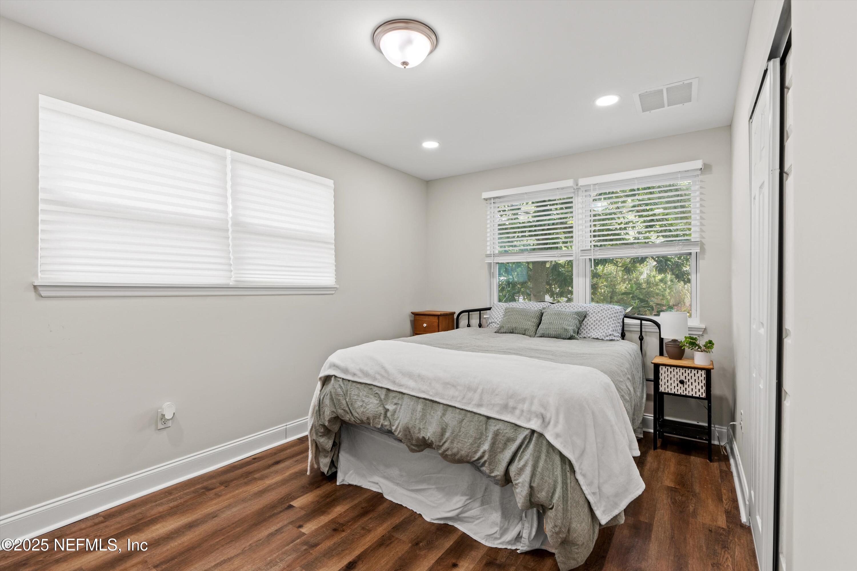 6837 TOM THUMB Drive, Jacksonville